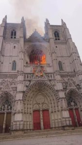 Incendie de la Cathédrale Saint-Pierre et Saint-Paul de Nantes